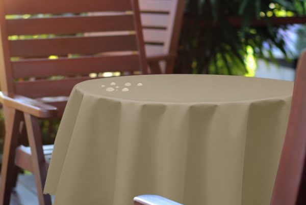 Venkovní kulatý ubrus